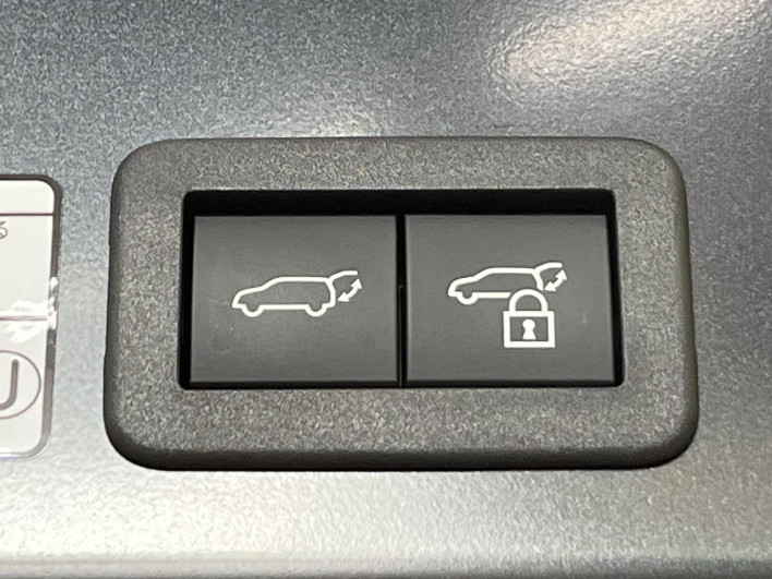 2025 Toyota Corolla Cross 6AA-ZVG13 (UW-6a166187536c0)[29]