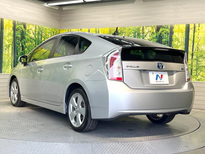 2012 Toyota Prius DAA-ZVW30 (UW-6a16618a4ae07)[12]