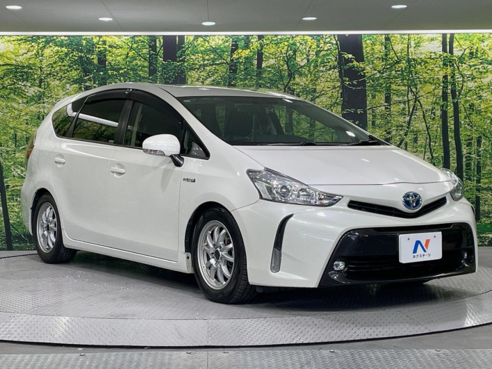 2016 Toyota Prius α DAA-ZVW41W (UW-6a16618c9b47f)[14]