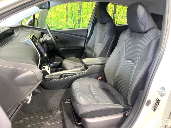 2016 Toyota Prius DAA-ZVW50 (UW-6a16618f4bf43)[23]