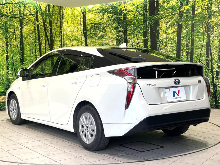 2016 Toyota Prius DAA-ZVW50 (UW-6a16618f4bf43)[7]