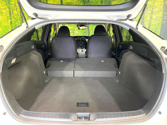 2016 Toyota Prius DAA-ZVW50 (UW-6a16618f4bf43)[26]