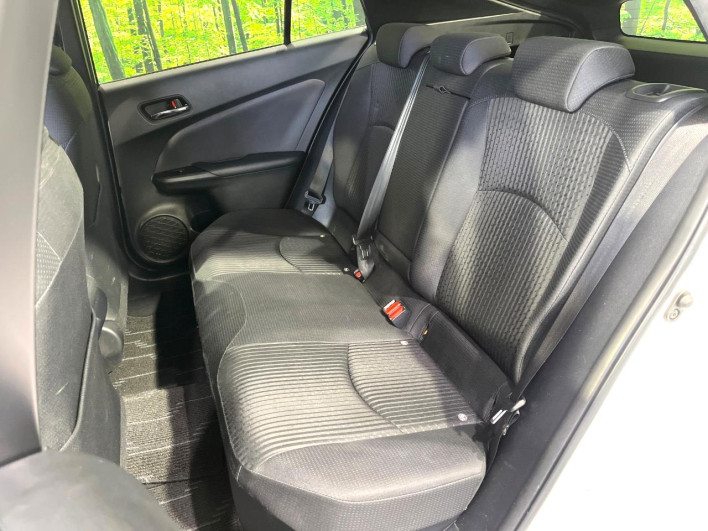 2016 Toyota Prius DAA-ZVW50 (UW-6a16618f4bf43)[24]