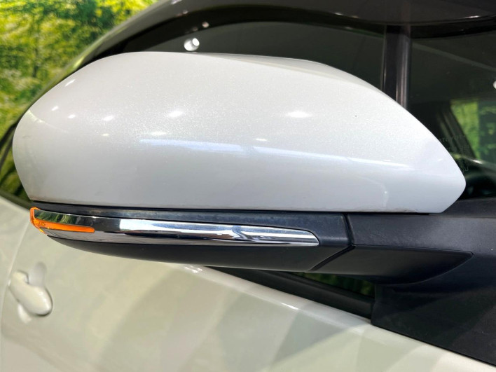 2016 Toyota Prius DAA-ZVW50 (UW-6a16618f4bf43)[14]