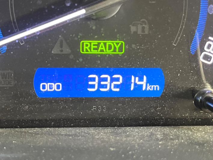 2014 Toyota Voxy DAA-ZWR80G (UW-6a166198d2605)[2]