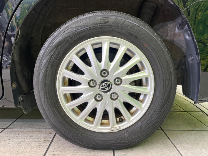 2014 Toyota Voxy DAA-ZWR80G (UW-6a166198d2605)[5]