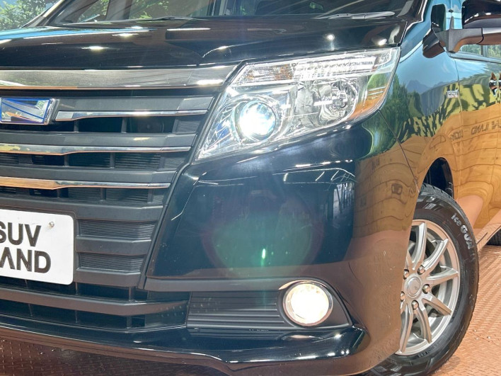 2016 Toyota Noah DAA-ZWR80G (UW-6a16619987b9d)[7]