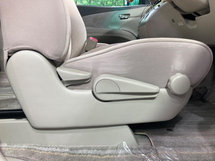 2007 Toyota Estima DBA-ACR50W (UW-6a17b149ef6ca)[29]