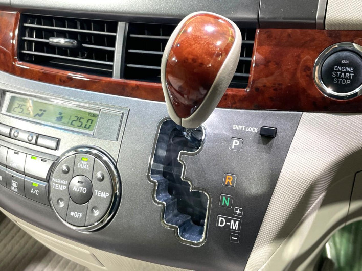2011 Toyota Estima DBA-ACR50W (UW-6a17b14a1f083)[23]