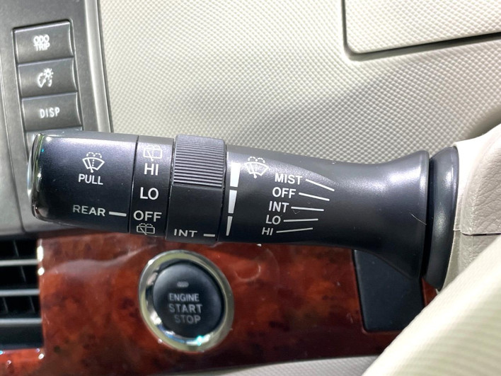 2011 Toyota Estima DBA-ACR50W (UW-6a17b14a1f083)[28]