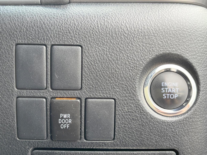 2017 Toyota Vellfire DBA-AGH35W (UW-6a17b15493c3e)[23]