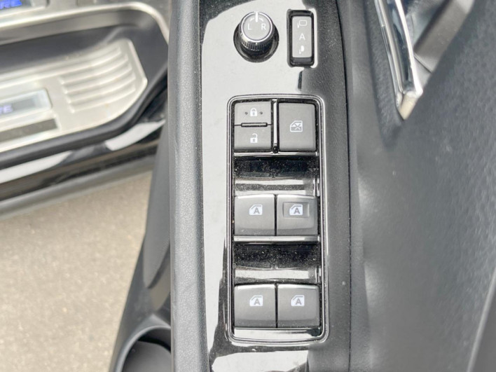 2017 Toyota Vellfire DBA-AGH35W (UW-6a17b15493c3e)[22]