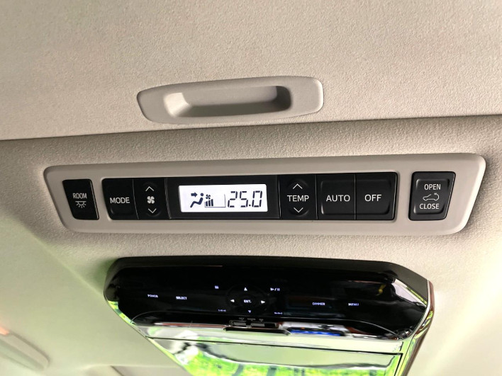 2010 Toyota Vellfire DBA-ANH20W (UW-6a17b15a7253c)[21]
