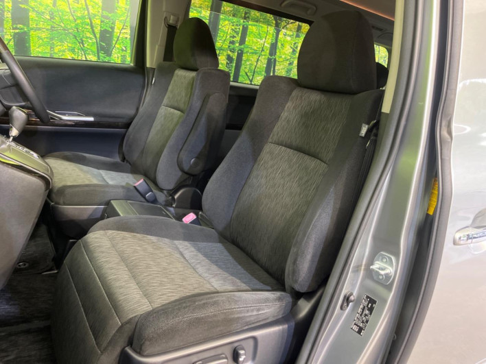 2013 Toyota Alphard DBA-ANH20W (UW-6a17b15aec5dc)[26]