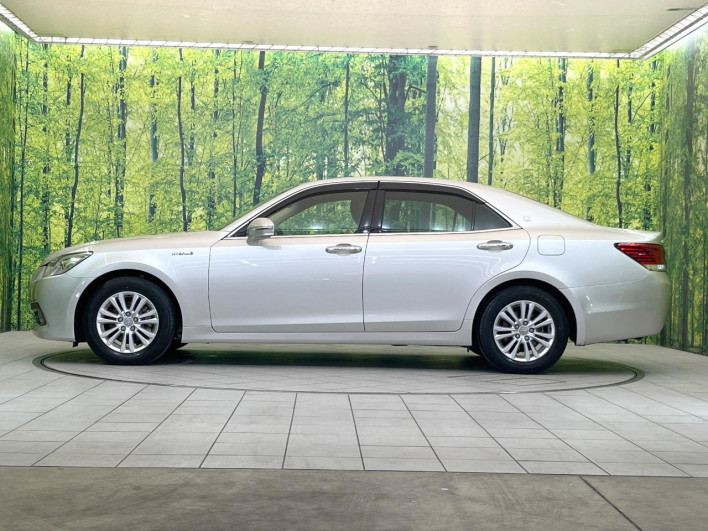 2014 Toyota Crown Hybrid DAA-AWS210 (UW-6a17b15d3f304)[11]