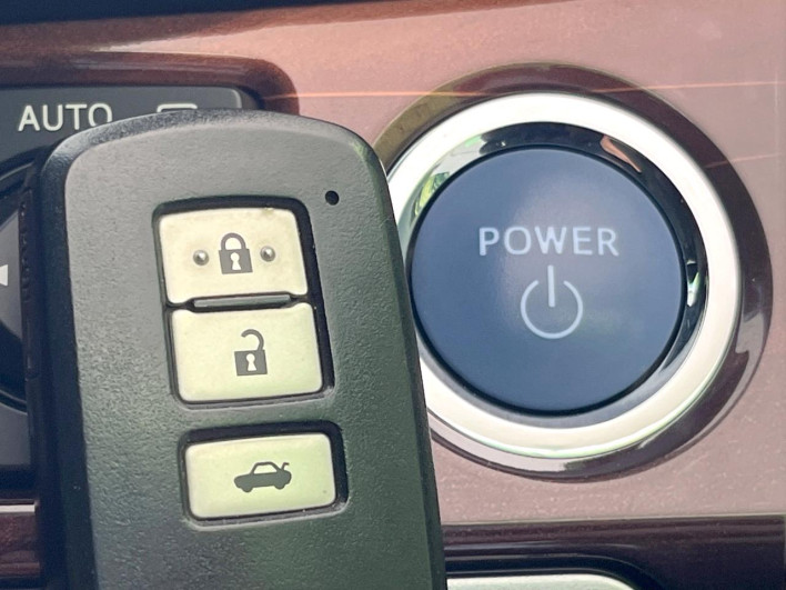 2014 Toyota Crown Hybrid DAA-AWS210 (UW-6a17b15d3f304)[17]