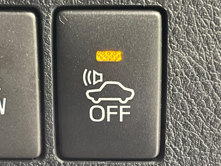 2015 Toyota Alphard Hybrid DAA-AYH30W (UW-6a17b16ba4850)[16]