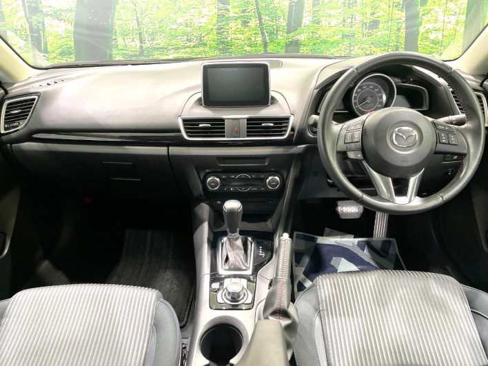 2016 Mazda Axela Sports DBA-BMEFS (UW-6a17b18c78c40)[4]