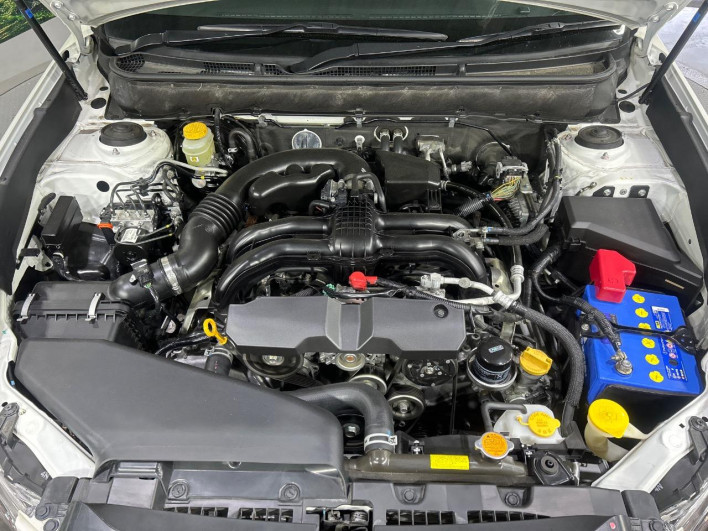 2014 Subaru Legacy B4 DBA-BMM (UW-6a17b18c944ff)[8]