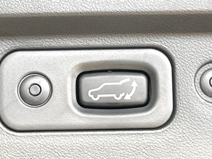 2024 Mitsubishi Delica D:5 3DA-CV1W (UW-6a17b193ca9f9)[26]