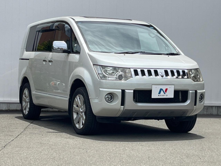 2011 Mitsubishi Delica D:5 DBA-CV5W (UW-6a17b1975d20c)[9]