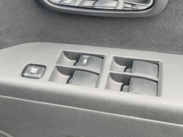 2016 Mitsubishi Delica D:5 DBA-CV5W (UW-6a17b19785b19)[17]