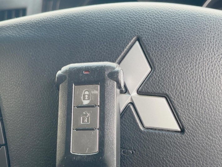 2016 Mitsubishi Delica D:5 DBA-CV5W (UW-6a17b19785b19)[18]