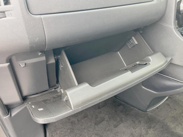 2016 Mitsubishi Delica D:5 DBA-CV5W (UW-6a17b19785b19)[11]