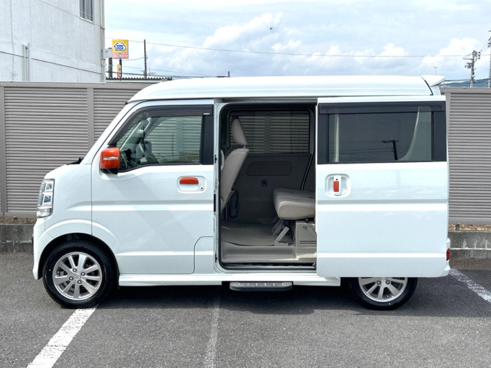 2021 Suzuki Every Wagon 3BA-DA17W (UW-6a17b19a7d0a8)[20]