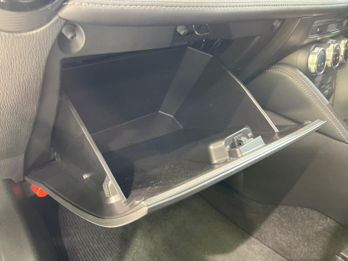 2017 Mazda Demio DBA-DJ3FS (UW-6a17b19d37ce0)[11]