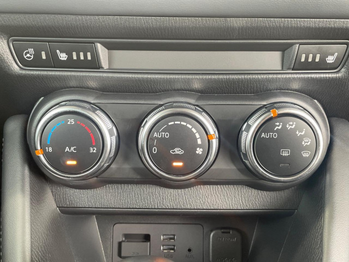 2018 Mazda CX-3 6BA-DKEFW (UW-6a17b1a1d420e)[11]