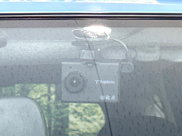2012 Nissan Note DBA-E12 (UW-6a17b1a4a0dc5)[4]
