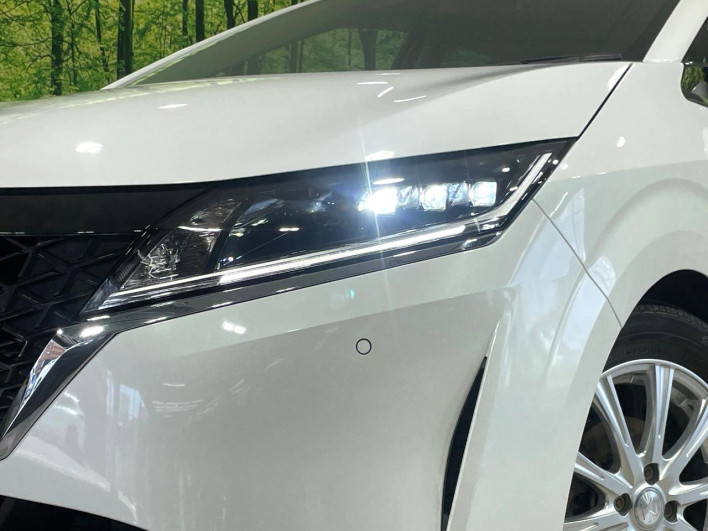 2021 Nissan Note 6AA-E13 (UW-6a17b1a7a55ca)[10]