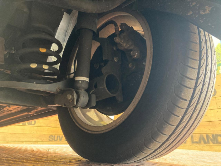 2012 Nissan Serena DBA-FC26 (UW-6a17b1ac9f0ee)[25]