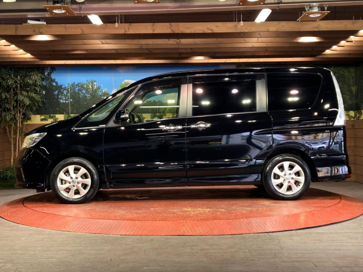 2012 Nissan Serena DBA-FC26 (UW-6a17b1ac9f0ee)[19]