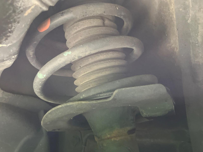 2015 Nissan Serena DBA-FNC26 (UW-6a17b1b4149b8)[11]
