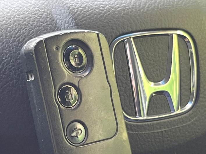2012 Honda Freed DBA-GB3 (UW-6a17b1b5154b8)[18]