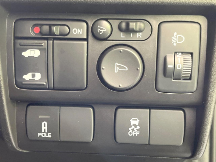 2012 Honda Freed DBA-GB3 (UW-6a17b1b5154b8)[16]