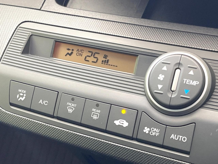 2012 Honda Freed DBA-GB3 (UW-6a17b1b5154b8)[27]