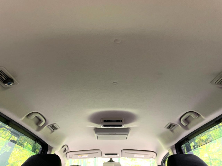 2017 Nissan Serena DAA-GFC27 (UW-6a17b1bf04d0a)[15]