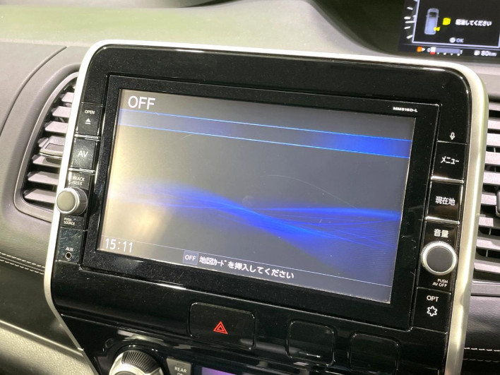 2017 Nissan Serena DAA-GFC27 (UW-6a17b1bf04d0a)[22]