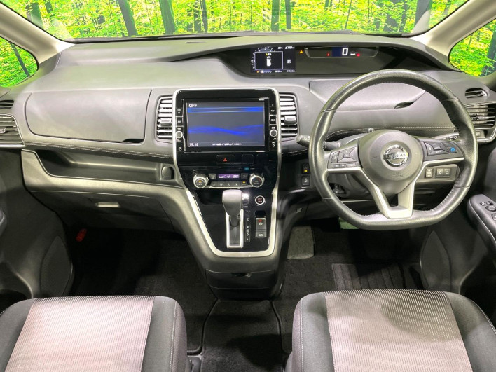 2017 Nissan Serena DAA-GFC27 (UW-6a17b1bf04d0a)[20]