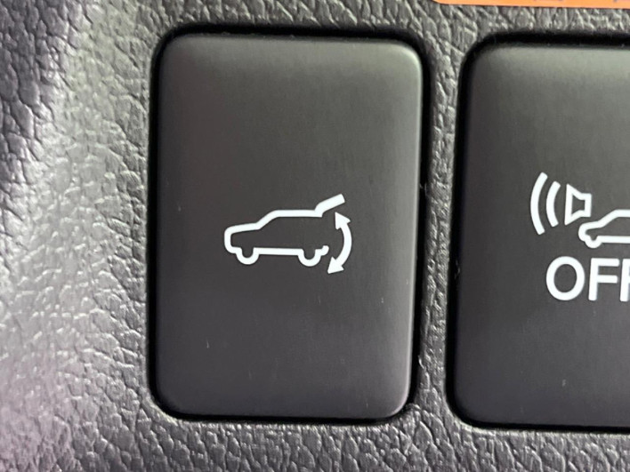 2019 Mitsubishi OUTLANDER PHEV 5LA-GG3W (UW-6a17b1c72f053)[22]