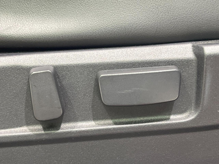 2019 Mitsubishi OUTLANDER PHEV 5LA-GG3W (UW-6a17b1c72f053)[18]
