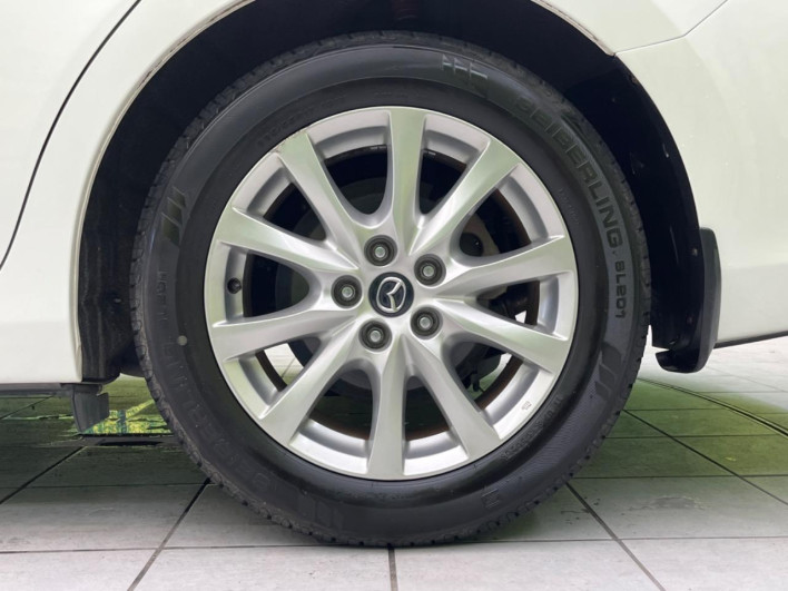 2013 Mazda Atenza Wagon LDA-GJ2FW (UW-6a17b1c77793c)[20]