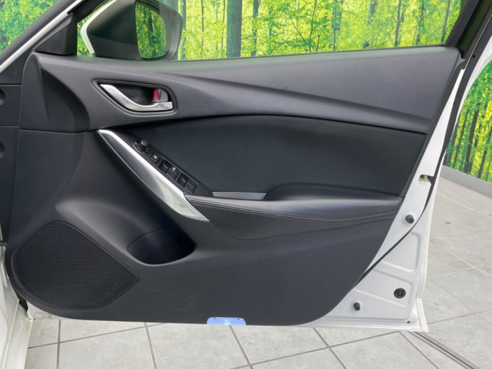 2013 Mazda Atenza Wagon LDA-GJ2FW (UW-6a17b1c77793c)[4]