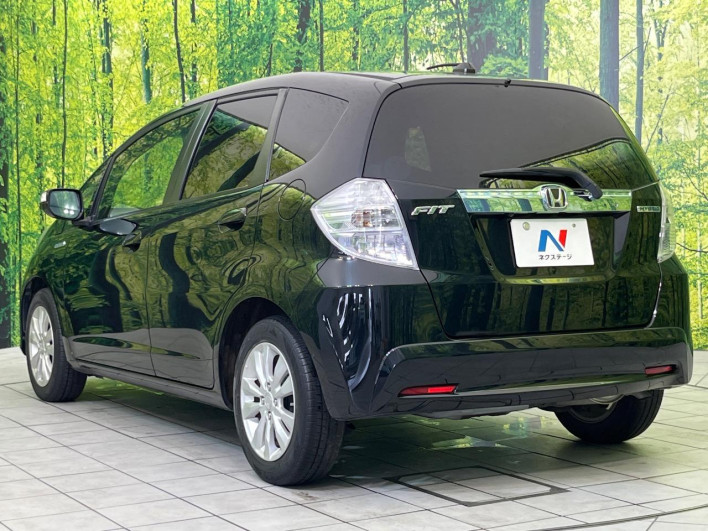 2012 Honda Fit Hybrid DAA-GP1 (UW-6a17b1c9e4c1d)[10]