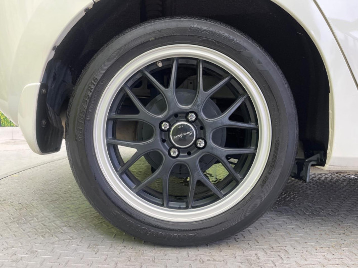 2013 Honda Fit Hybrid DAA-GP5 (UW-6a17b1caaa122)[22]