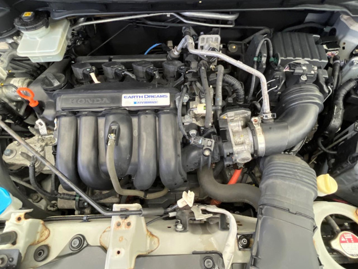 2013 Honda Fit Hybrid DAA-GP5 (UW-6a17b1caaa122)[4]