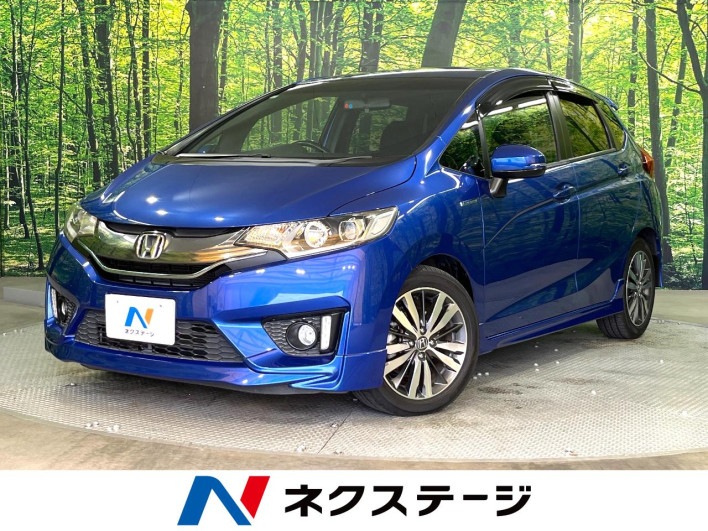 2014 Honda Fit Hybrid DAA-GP5 (UW-6a17b1cab6e5b)[3]